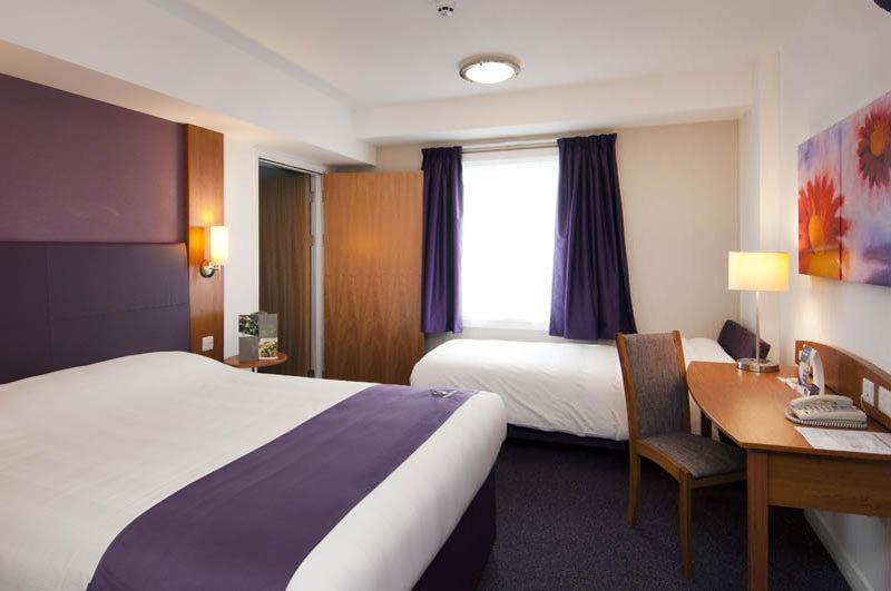Premier Inn Barnsley Wombwell Εξωτερικό φωτογραφία